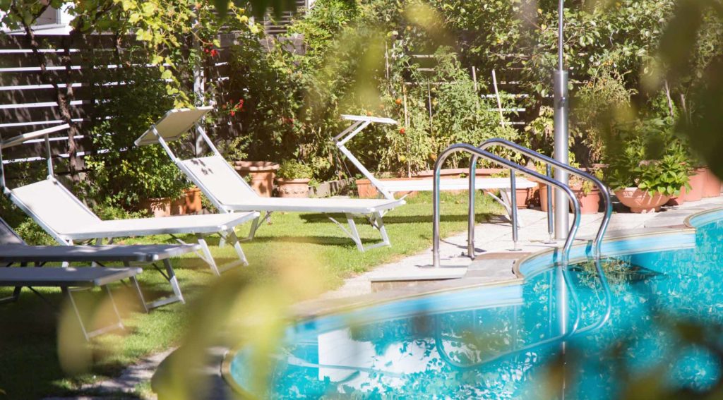 Schwimmbad Pension Linserhof - Naturns